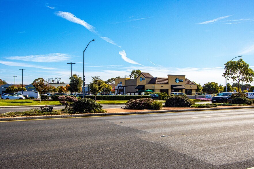 More Photos Of 2440 S Broadway, Santa Maria Unknown For Lease
