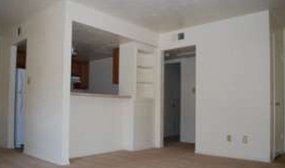 More Photos Of 1620 N Wilmot Rd, Tucson Apartments For Sale