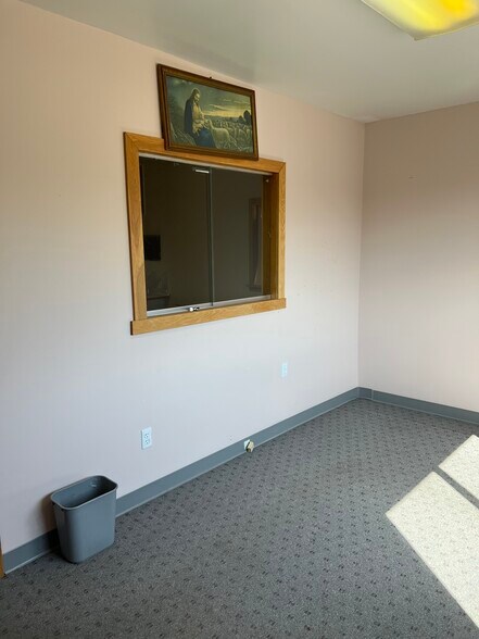 More Photos Of 4494 Morrish Rd, Swartz Creek Daycare Center For Sale