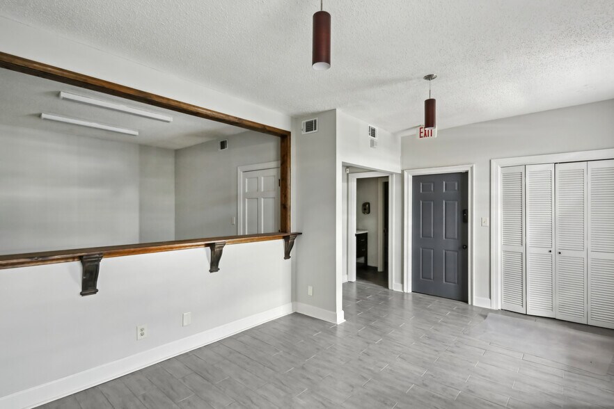 More Photos Of 3015-3025 Piedmont Rd NE, Atlanta Office For Sale