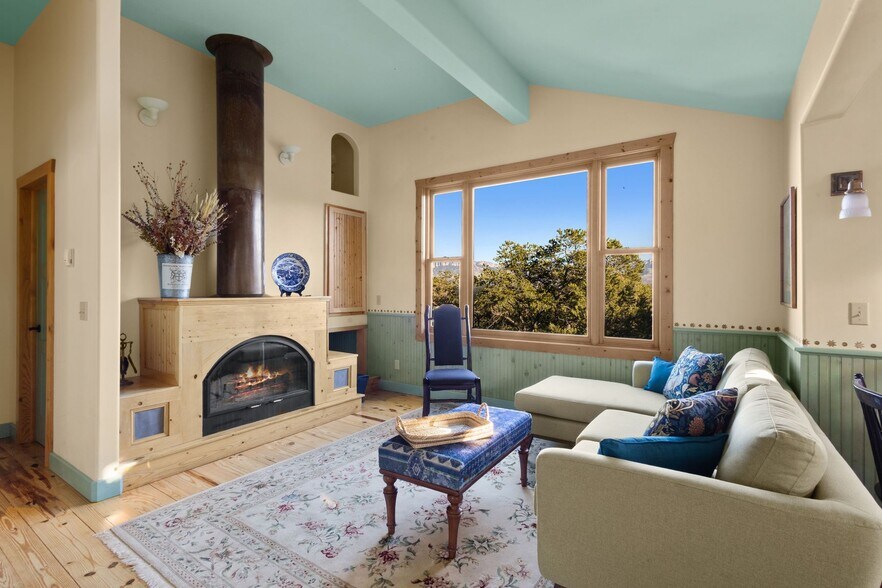 More Photos Of 622 Bristlecone Dr, Ridgway Flex For Sale