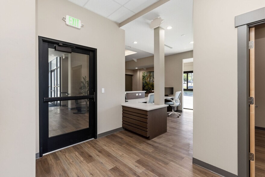 More Photos Of 2277 Fort Union Blvd, Salt Lake City Office For Sale