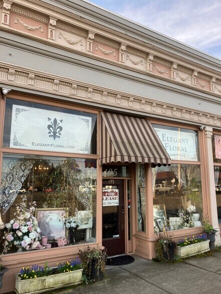 Primary Photo Of 135 SW Mill St, Dallas Storefront For Lease