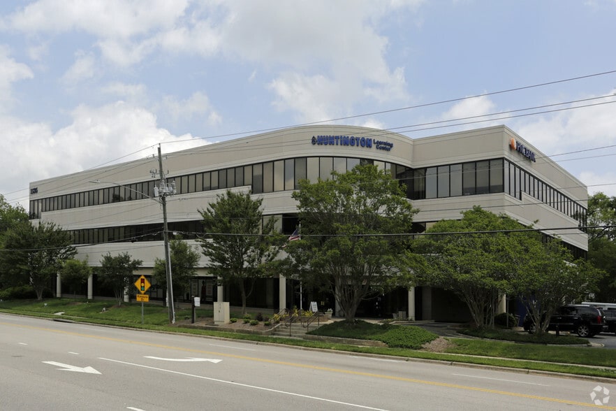 More Photos Of 1135 Kildaire Farm Rd, Cary Office For Lease