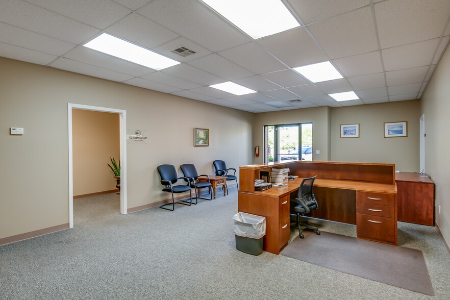 More Photos Of 4770 Woodmere Blvd, Montgomery Office For Sale