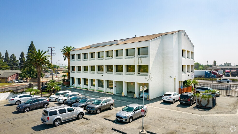 More Photos Of 6505 Rosemead Blvd, Pico Rivera Loft Creative Space For Lease