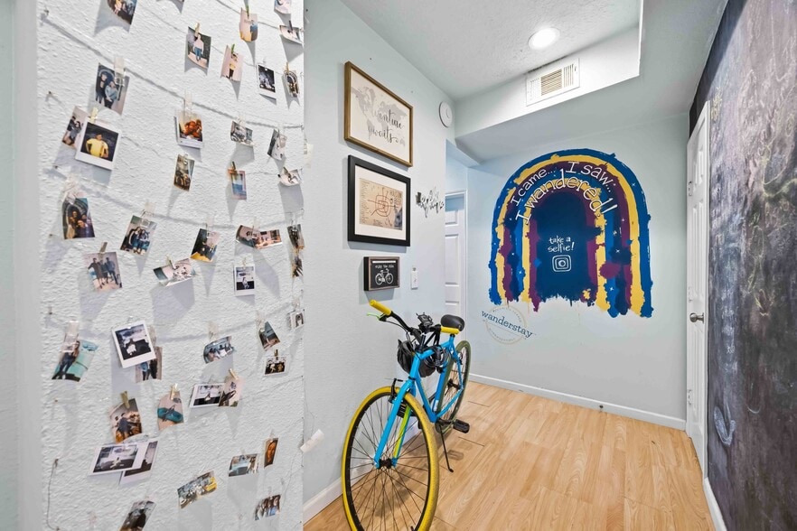 More Photos Of 4018 Chartres St, Houston Hospitality For Sale
