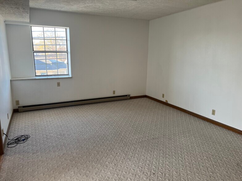 More Photos Of 1100 Murdoch Ave, Parkersburg Storefront Retail Residential For Sale