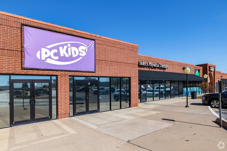 More Photos Of 351 N Air Depot Blvd, Midwest City Unknown For Lease