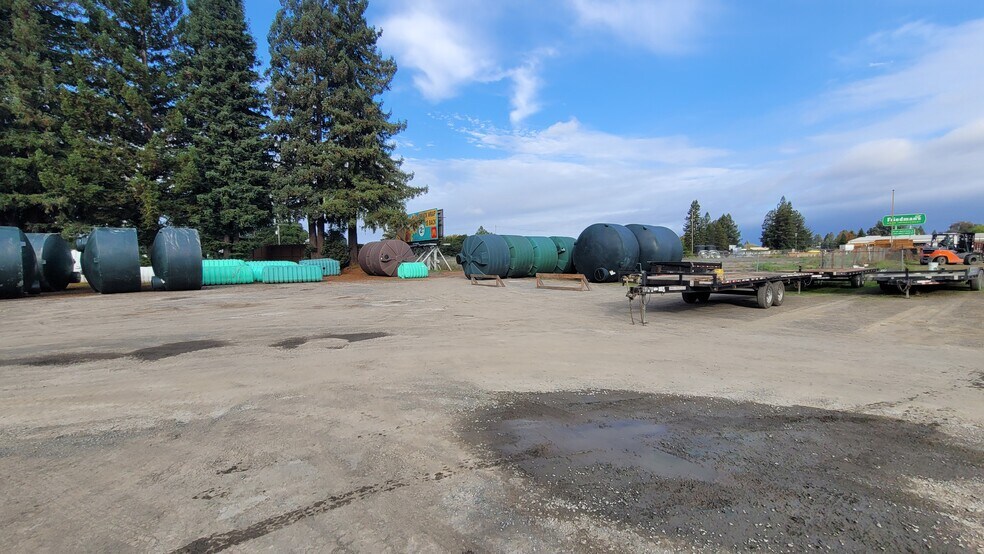 More Photos Of 4135 Santa Rosa Ave, Santa Rosa Warehouse For Lease