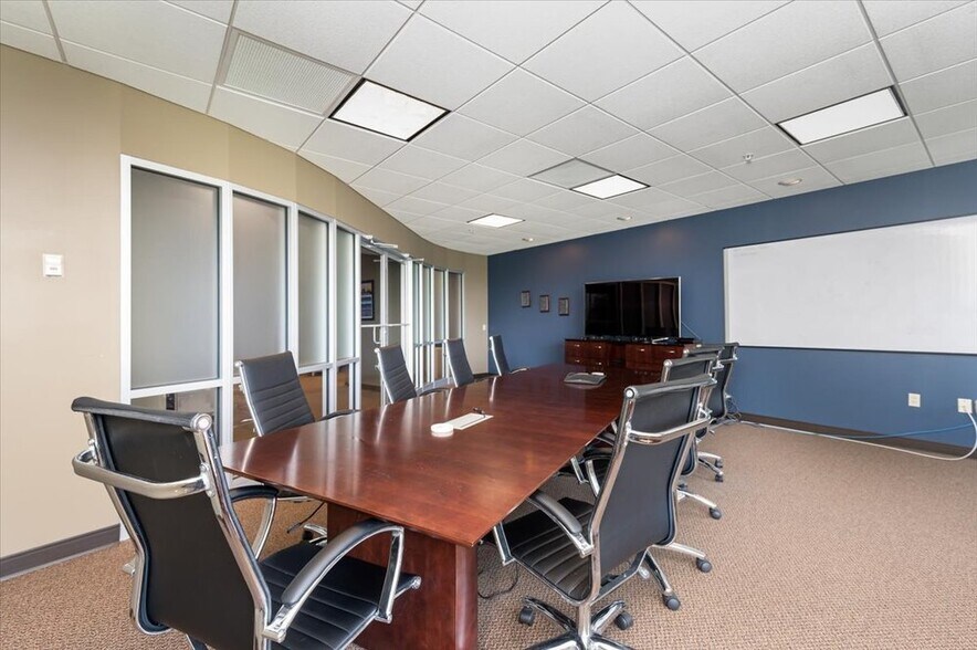 More Photos Of 200 Westgate Cir, Annapolis Office For Lease