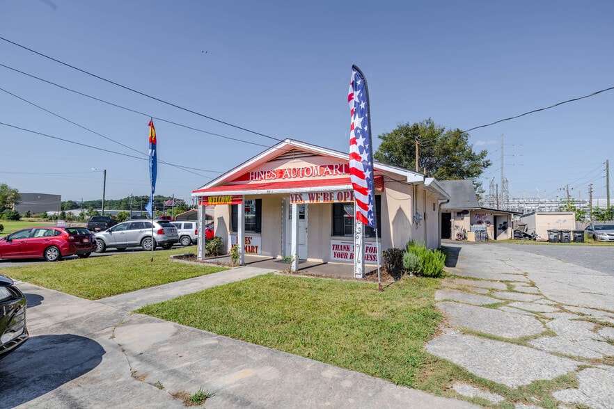 More Photos Of 36 W Butler St NW, Rome Specialty For Sale