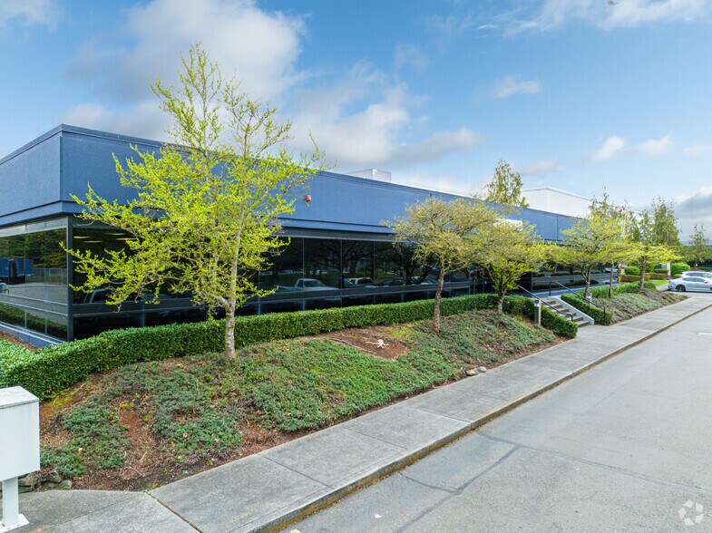 Primary Photo Of 21318-21420 64th Ave S, Kent Warehouse For Lease