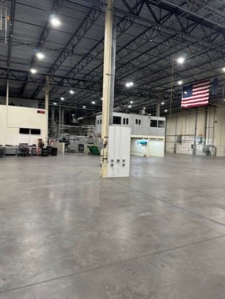 More Photos Of 10 NE Cascade Ave, Wenatchee Industrial For Lease