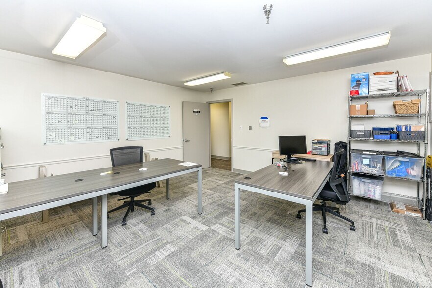 More Photos Of 1640 N Ritter Ave, Indianapolis Medical For Lease