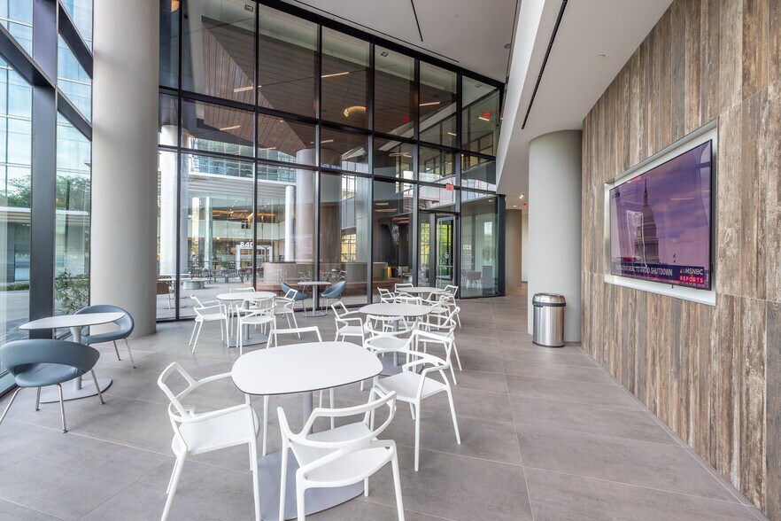 More Photos Of 820 Gessner Rd, Houston Office For Lease