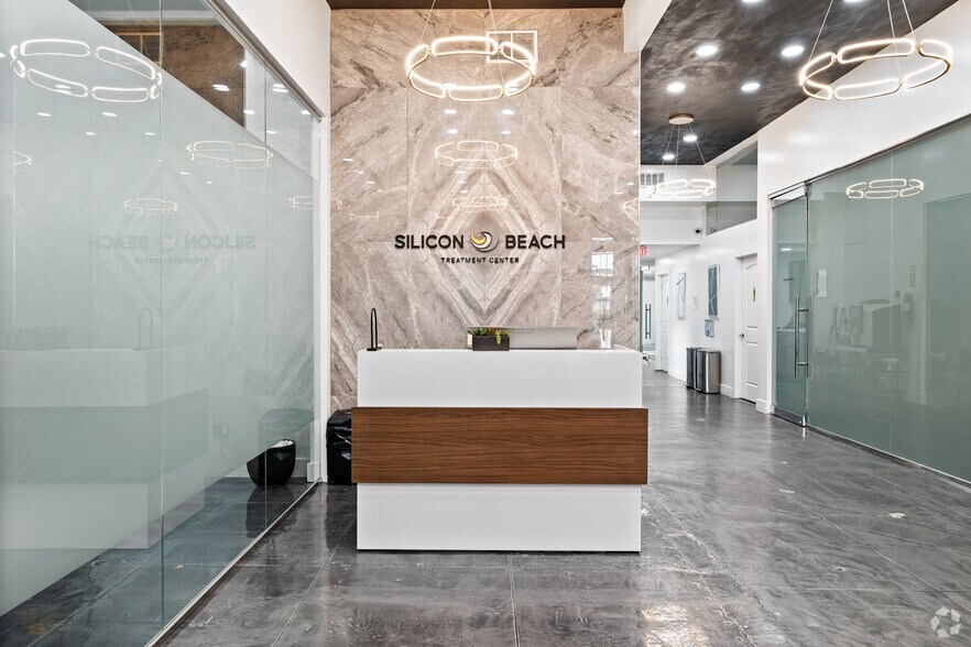 More Photos Of 10211-10213 Venice Blvd, Los Angeles Loft Creative Space For Sale