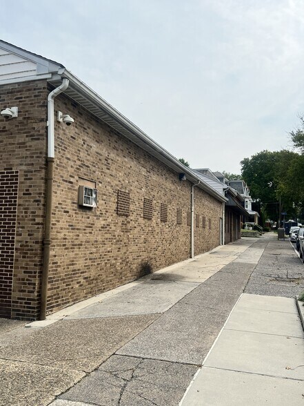 More Photos Of 2301 N 3rd St, Harrisburg Office For Sale