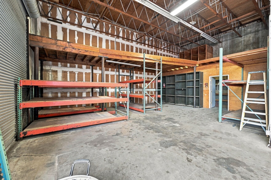 More Photos Of 905-909 Fee Dr, Sacramento Service For Sale