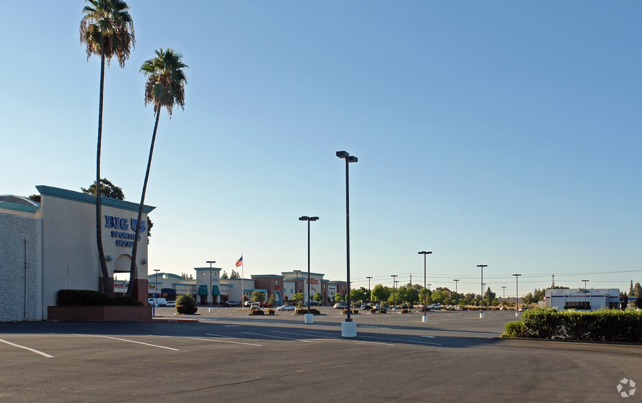 More Photos Of 4006-4794 Manzanita Ave, Carmichael Unknown For Lease