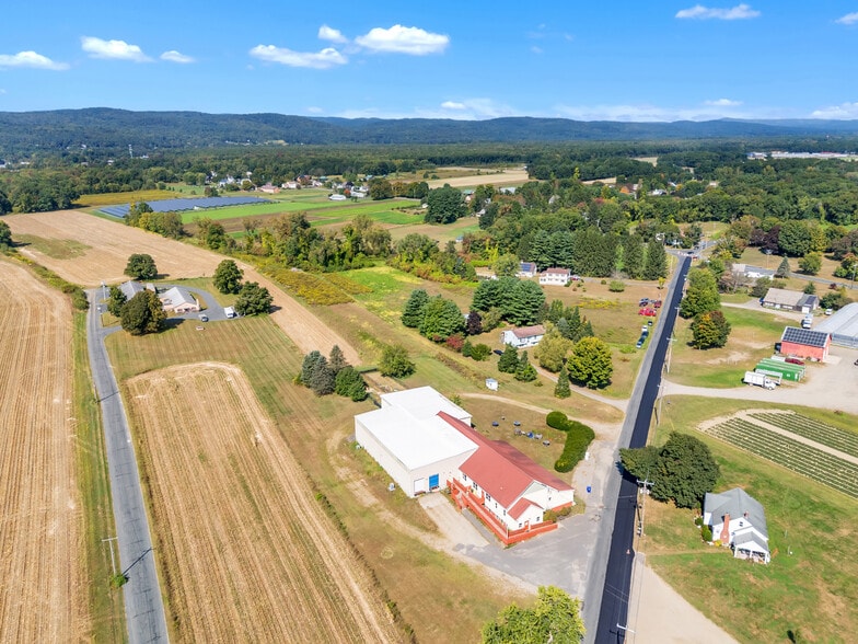 More Photos Of 203 Long Plain Rd, Whately Service For Sale