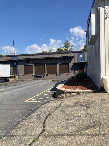 More Photos Of 111 Hillside Ave, Londonderry Manufacturing For Lease