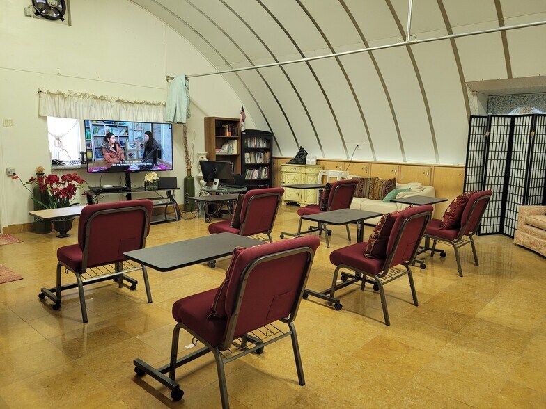 More Photos Of 70265 Aurora Rd, Desert Hot Springs Specialty For Sale