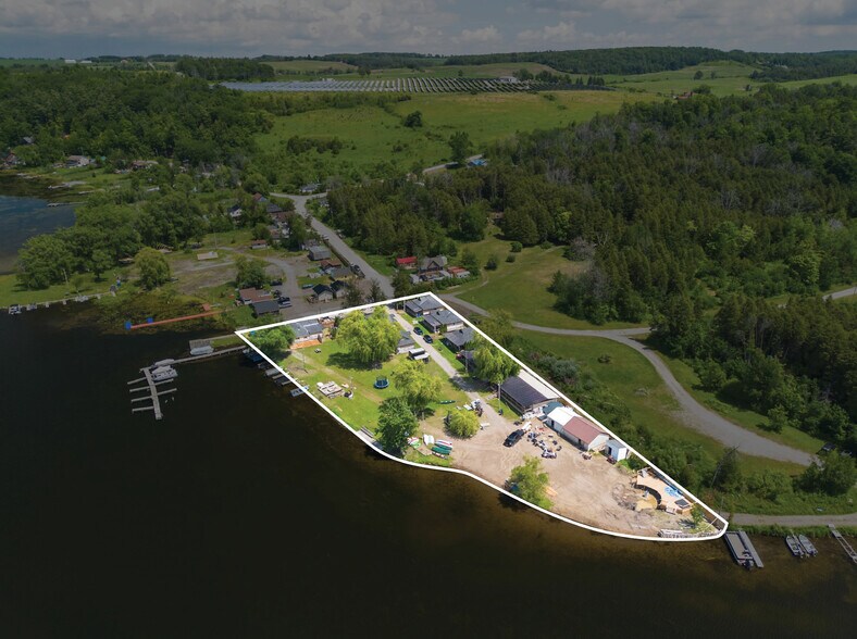 More Photos Of 252 Dunnette Landing Rd, Roseneath Hotel For Sale