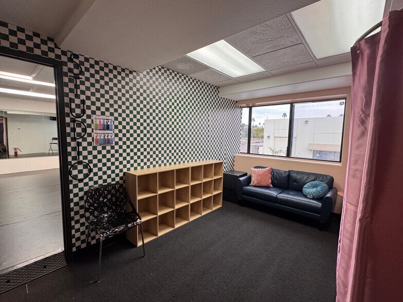 More Photos Of 41651 Corporate Way, Palm Desert Loft Creative Space For Lease