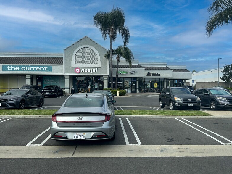 More Photos Of 3530 W Temple Ave, Pomona Storefront Retail Office For Lease