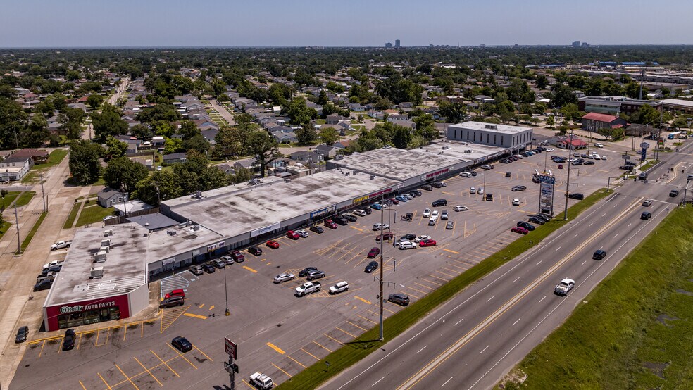 More Photos Of 7801-7945 Airline Dr, Metairie Storefront For Sale