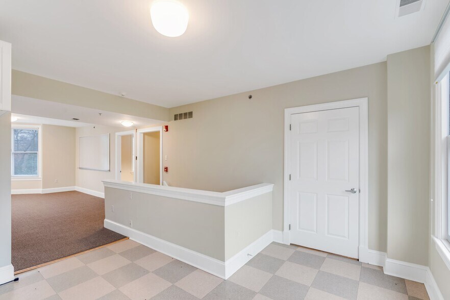 More Photos Of 524 Plymouth Rd, Gwynedd Valley Office Residential For Sale