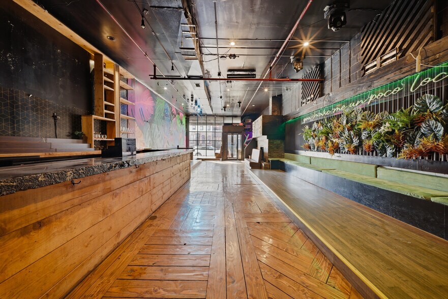 More Photos Of 1059 Flushing Ave, Brooklyn Warehouse For Lease