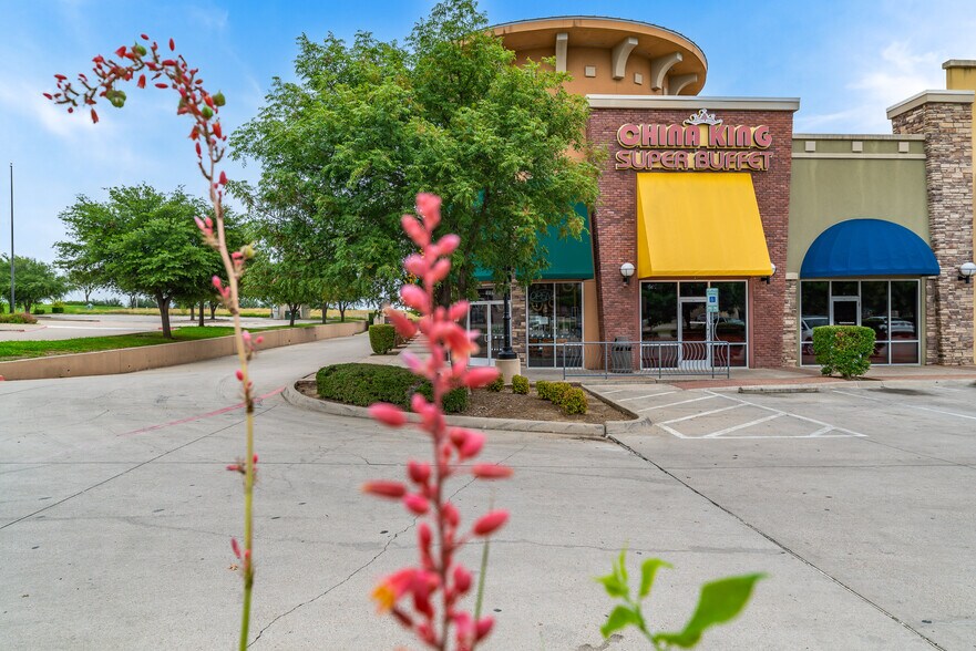 More Photos Of 4515 Matlock Rd, Arlington Storefront Retail Office For Lease