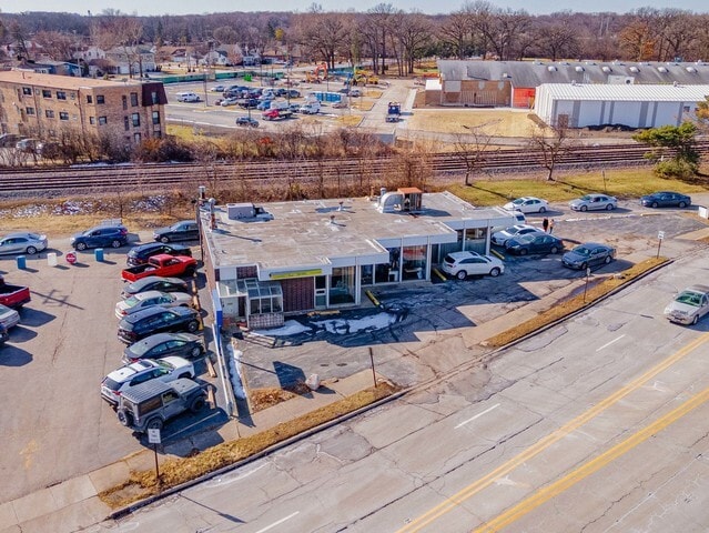 More Photos Of 1060 Busse Hwy, Park Ridge Freestanding For Sale