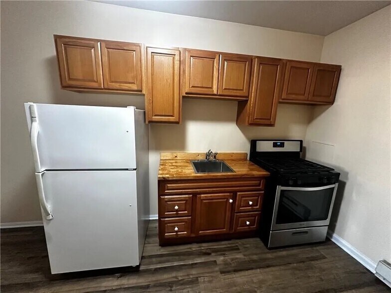 More Photos Of 811 Wilmington Rd, New Castle Apartments For Sale
