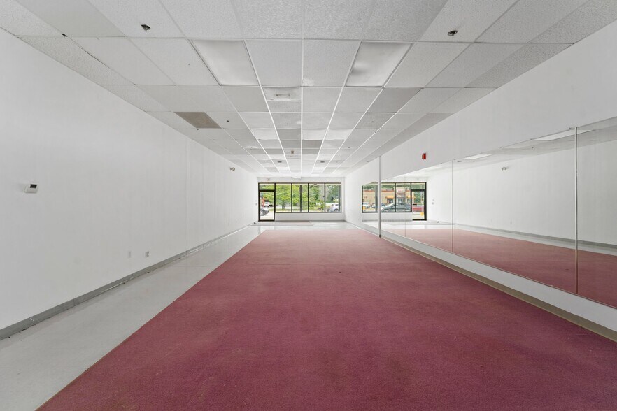 More Photos Of 219 S Main St, Attleboro Unknown For Lease