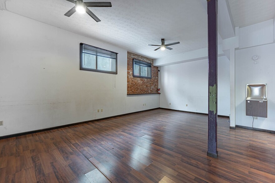 More Photos Of 1117 E 3rd St, Dayton Storefront Retail Office For Lease