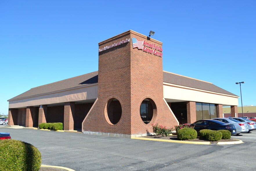 More Photos Of 10853-10865 Lincoln Trl, Fairview Heights Unknown For Lease