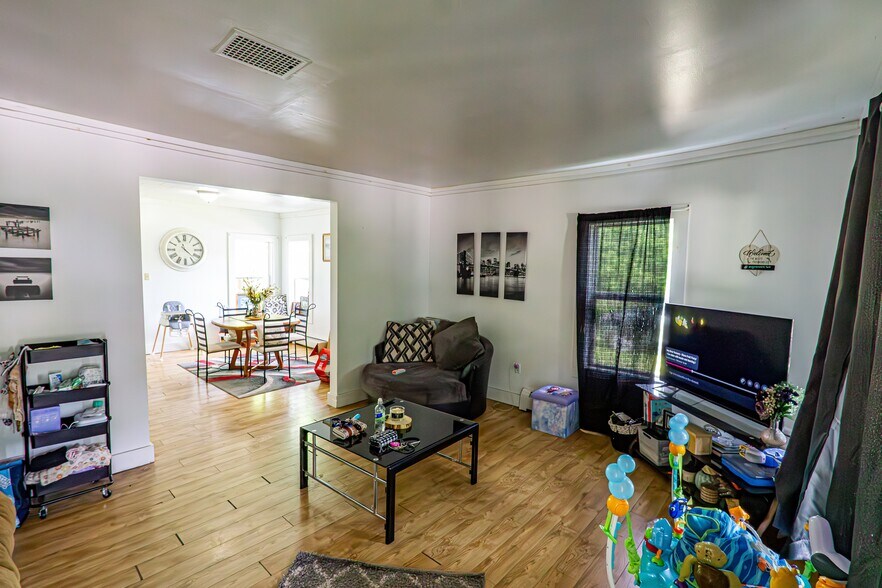 More Photos Of 16 Broad Ln, Au Sable Forks Apartments For Sale