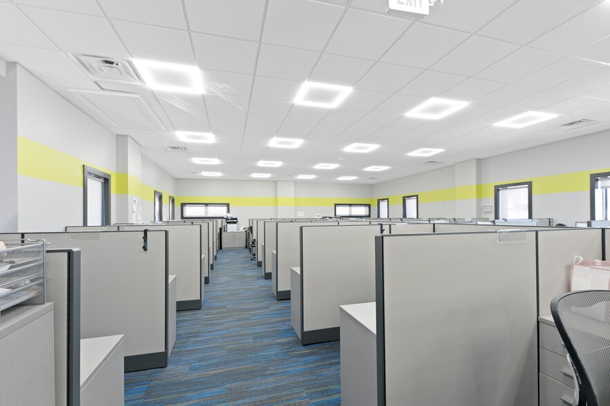 More Photos Of 127 Rt-59, Monsey Office For Lease