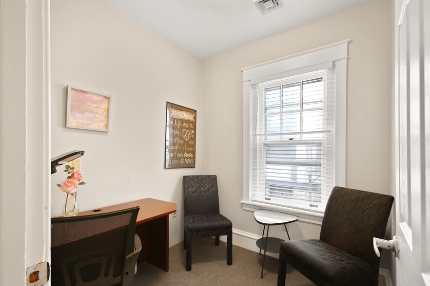 More Photos Of 634 Penn Ave, West Reading Freestanding For Lease