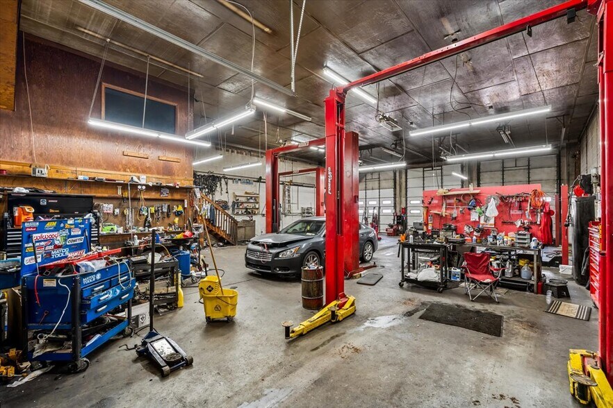 More Photos Of 2901 Randleman Rd, Greensboro Auto Repair For Sale