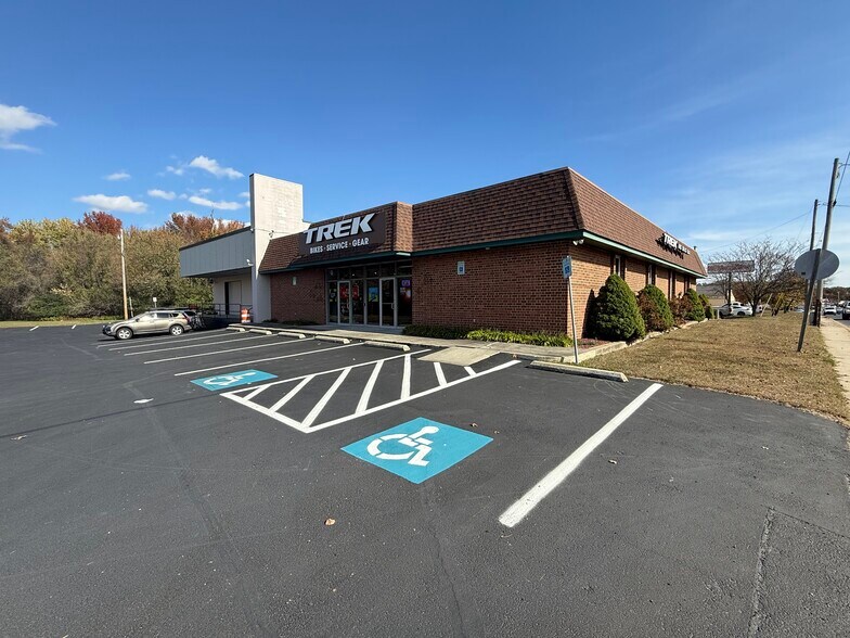 Primary Photo Of 3200 Leonardtown Rd, Waldorf Freestanding For Sale