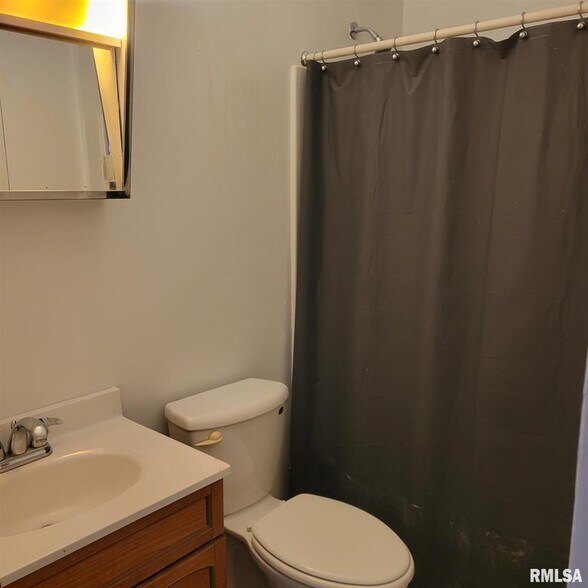 More Photos Of , Davenport Multifamily For Sale