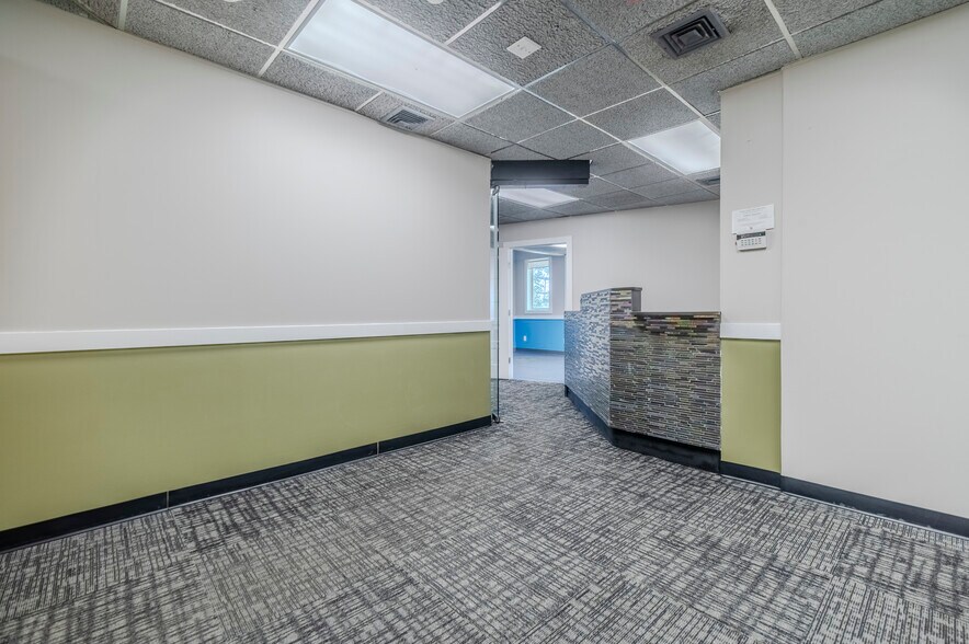 More Photos Of 1575 Hillside Ave, New Hyde Park Medical For Sale