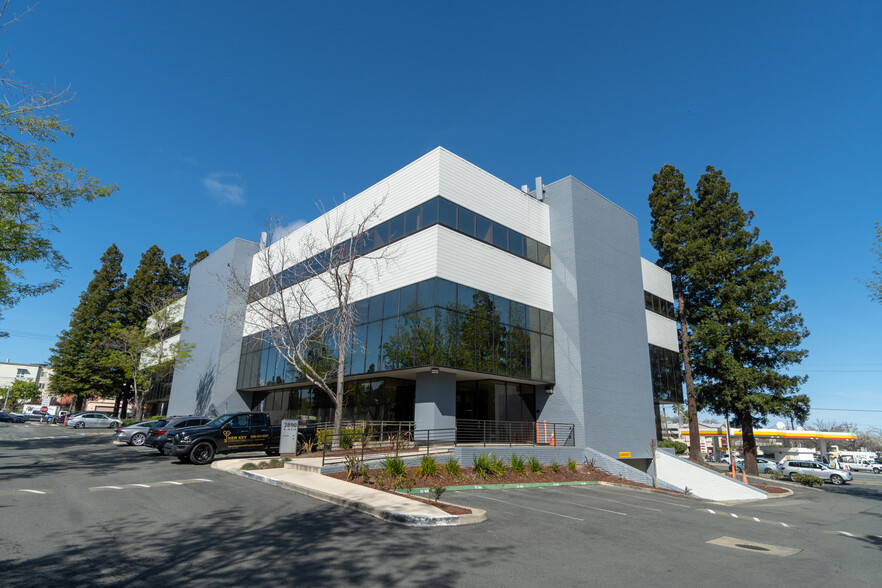 Primary Photo Of 2890 N Main St, Walnut Creek Medical For Lease