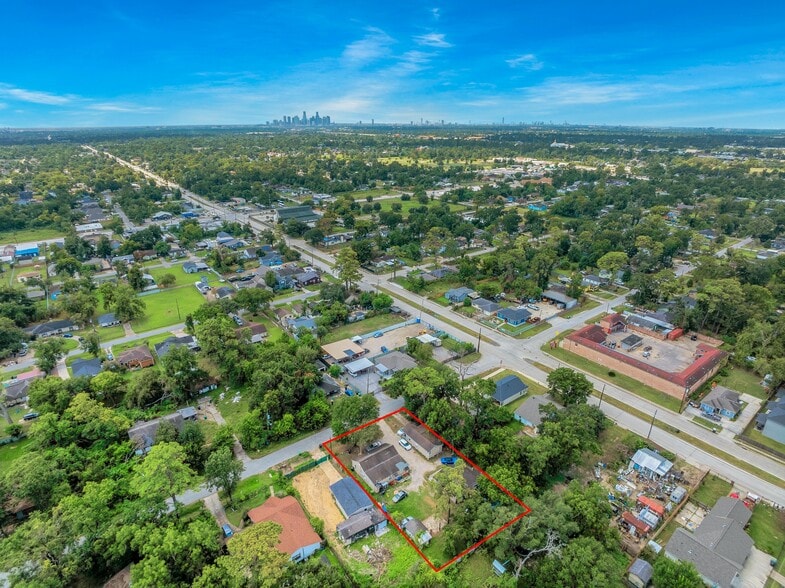 More Photos Of 4915 Fitch St, Houston Apartments For Sale