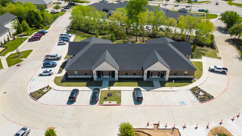 More Photos Of 6424 Colleyville Blvd, Colleyville Medical For Sale