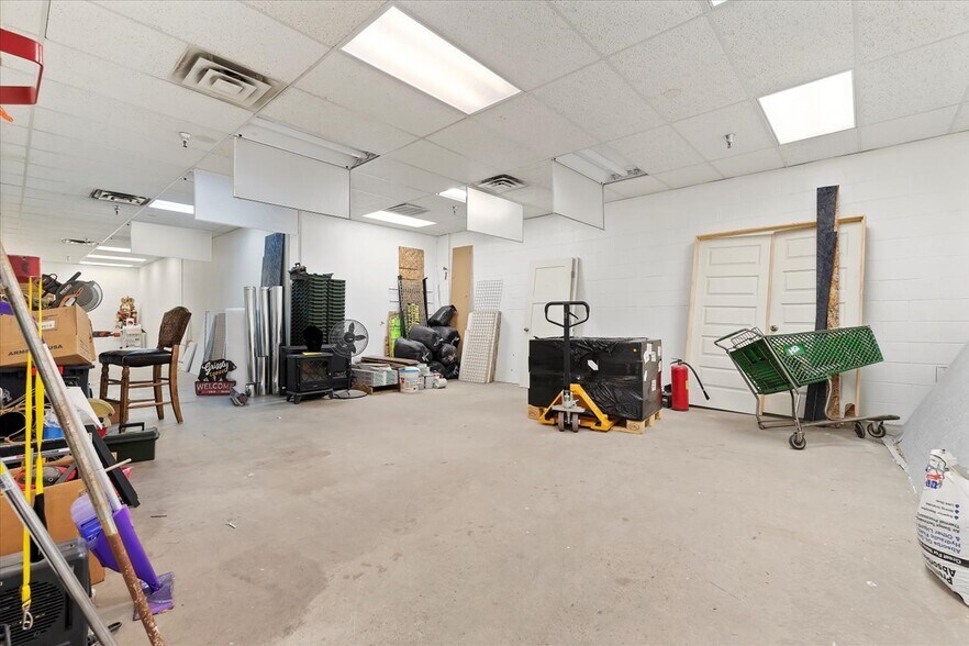 More Photos Of 420 N Five Mile Rd, Boise Warehouse For Sale